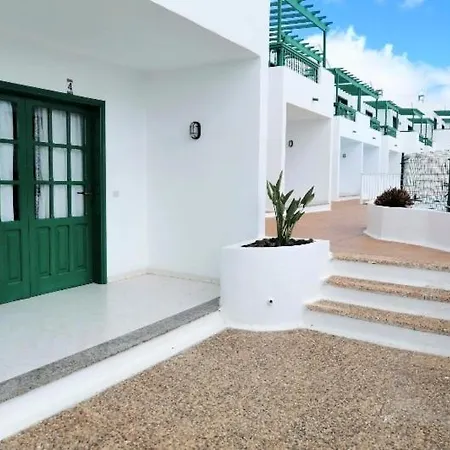 Beautiful Spacious 1-bed With Aircon * Puerto del Carmen (Lanzarote)