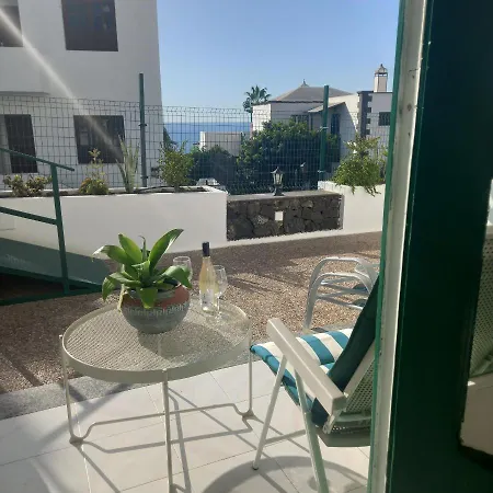 Beautiful Spacious 1-bed With Aircon *